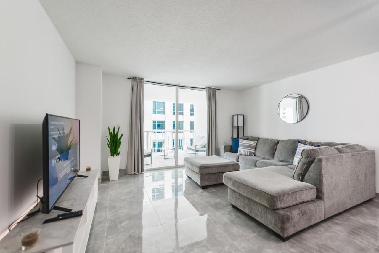 Spectacular Apartment In Heart Of Brickell Miami Exterior photo