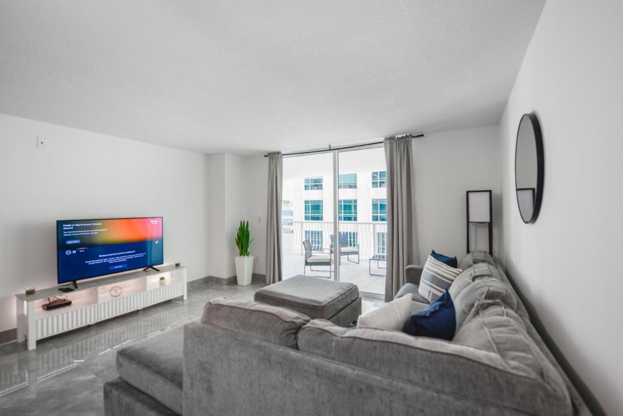 Spectacular Apartment In Heart Of Brickell Miami Exterior photo